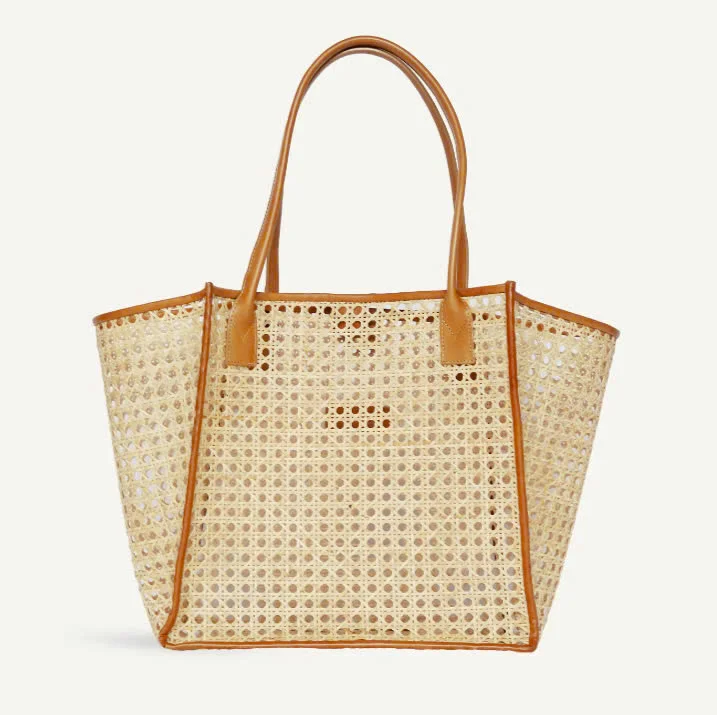 Rattan Bags Environmentally friendly Rattan Leather Bags Summer Beach Bags High Quality Natural Woven Baskets Made in Vietnam