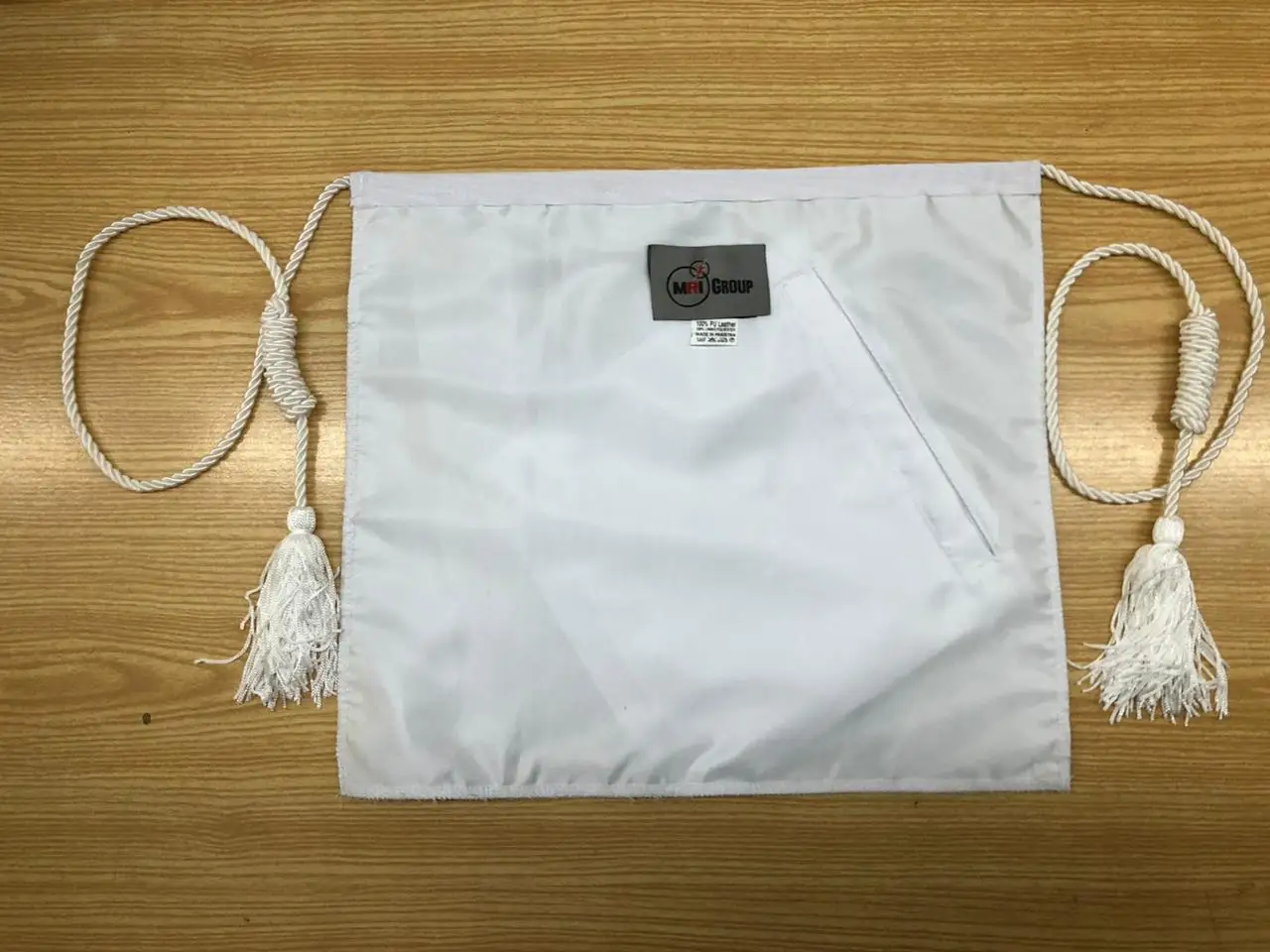 Masonic Regalia White Plain Masonic Apron Customized hand Embroidery PU leather masonic Custom Apron