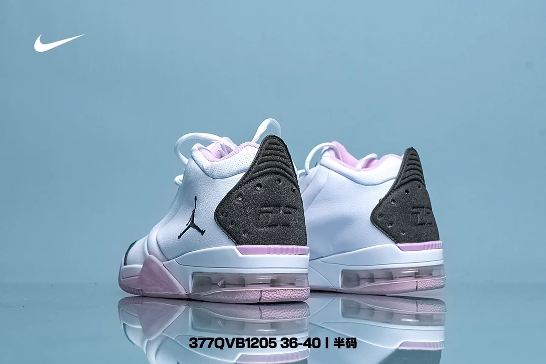 2022 Hot Selling Nike Brand Air Jordan 12 GS Plum Fog Top Cultural Basketball Shoe Nike Outdoor Sport Nike Men Shoe Sneakers