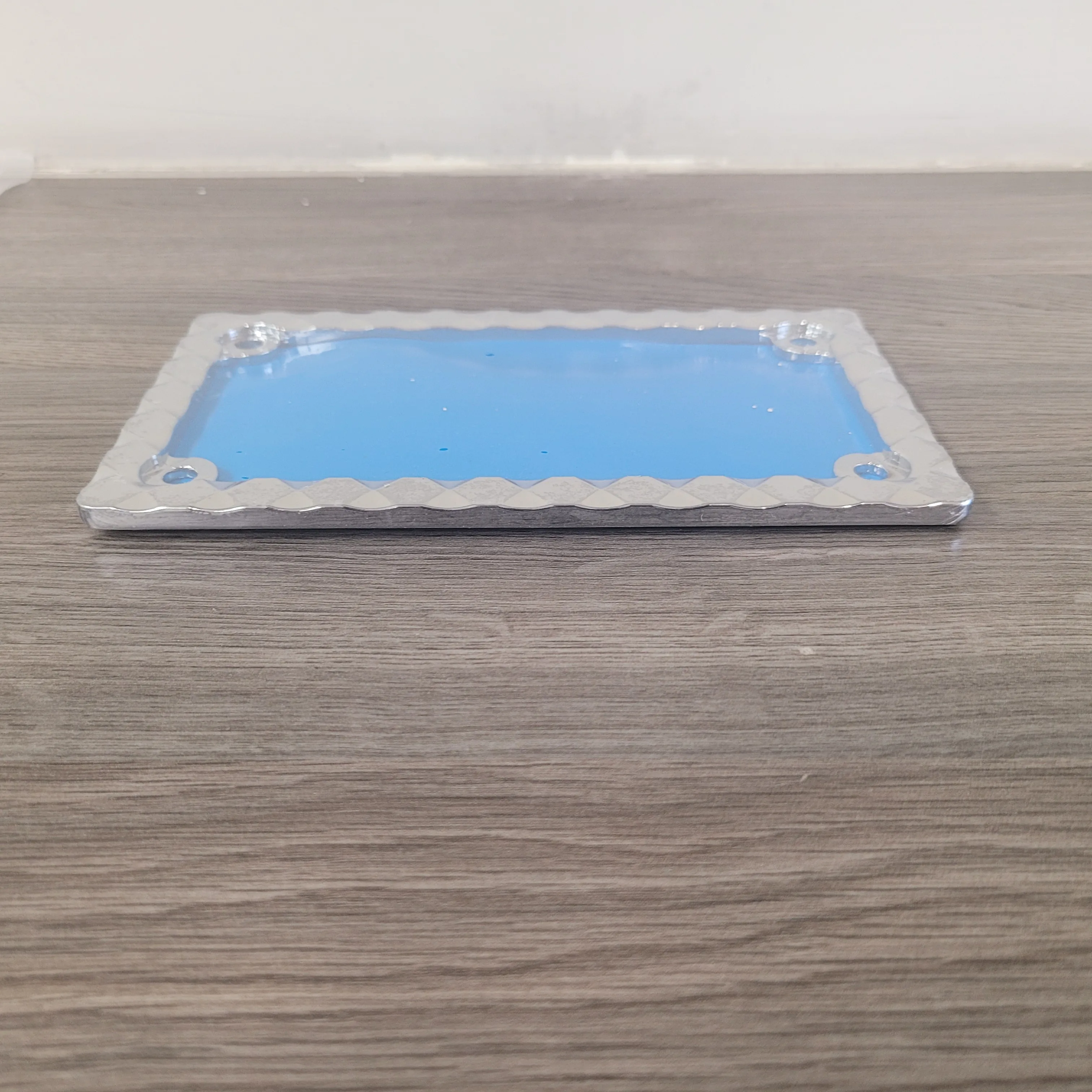 4 Wheel Motorcycle Silver Diamond Plate License Plate Frame for Enhanced Balance