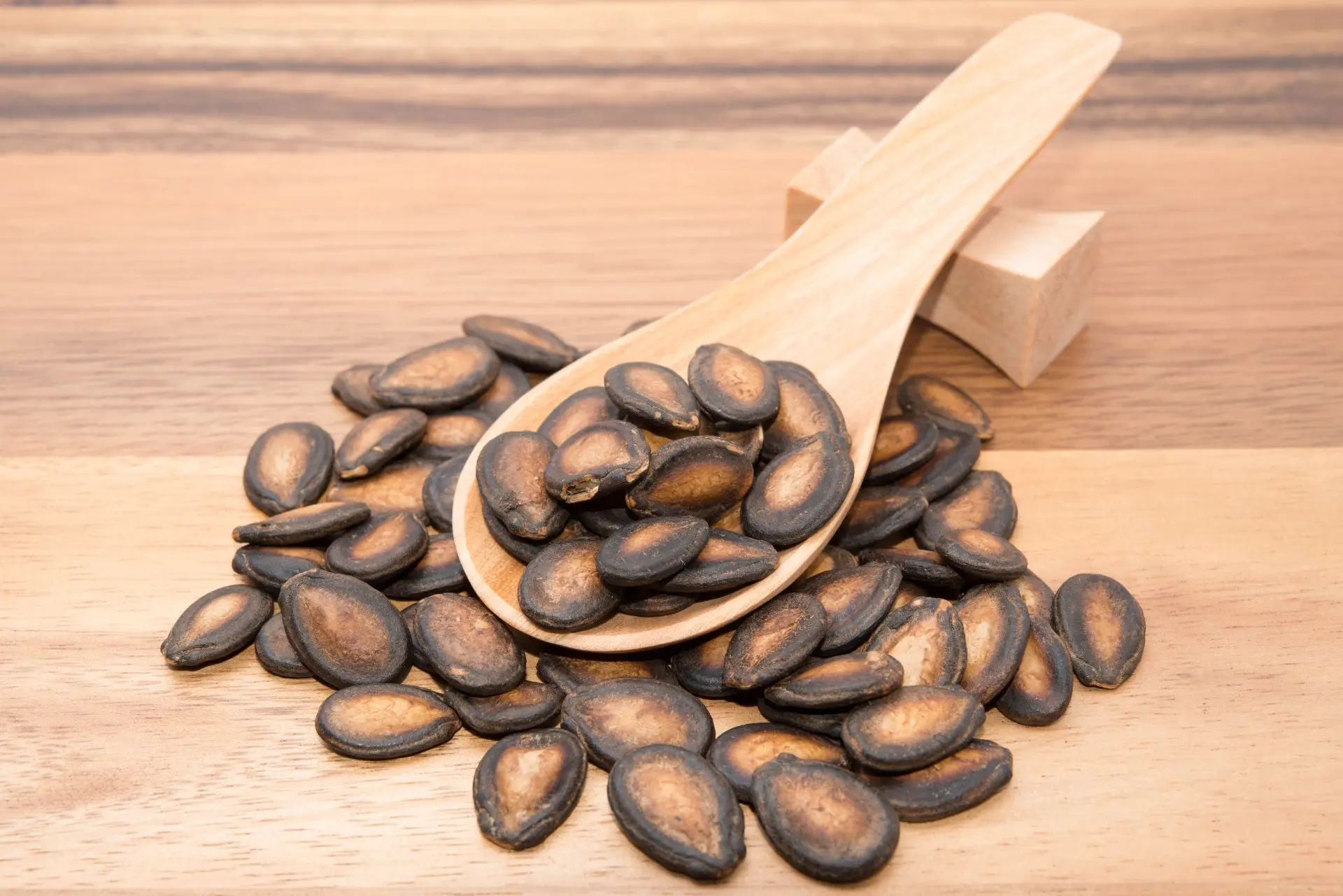 Chinese Red Fresh Watermelon Seeds for Eating - Round Watermelon Seeds for Edible