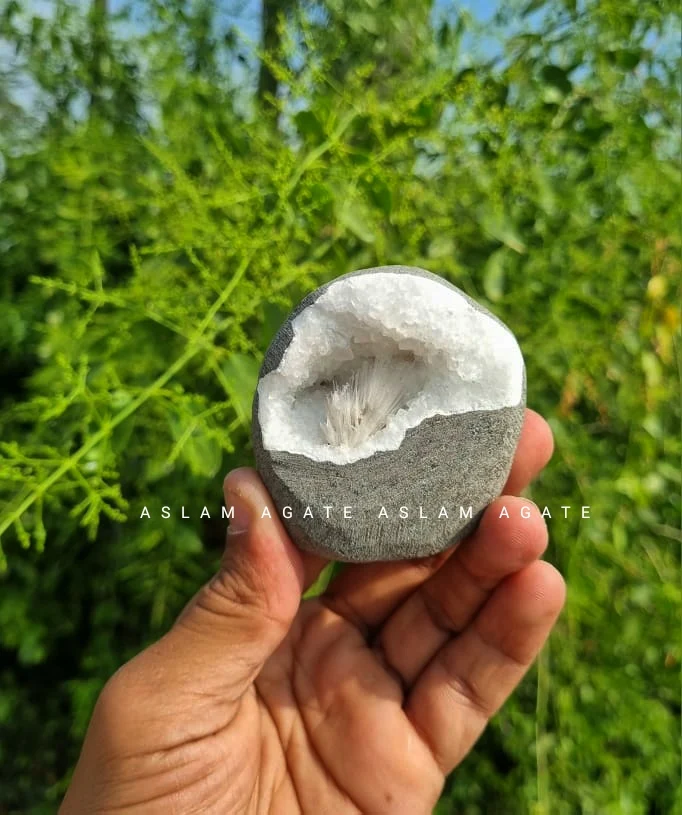 Best Quality Natural Scolecite Crystals Clusters Minerals Specimen Wholesale Clusters For Home Decoration And  Business Gifts