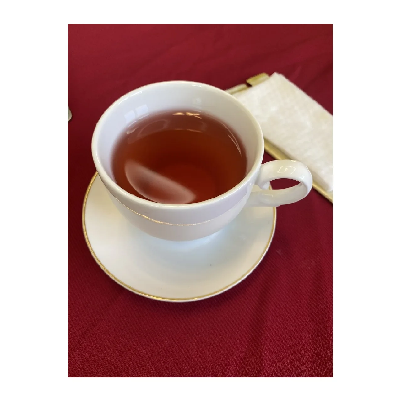 OEM/ODM Fresh Ginseng Health Food Plant Extract Mason Jar Vacuum Packed Herbal Premium Standard Ginseng Root