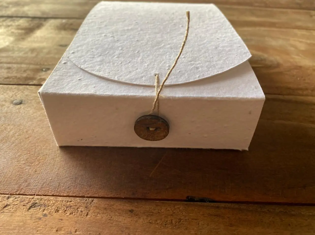 Eco Friendly custom Design Recyclable Paper Boxes Manufacture Packaging Paper Customized Sizes Box