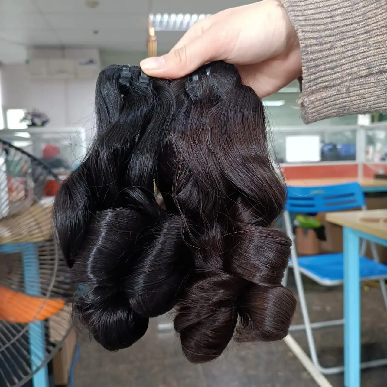 Bouncy Curly Weft Double Drawn 100% Vietnamese Human Hair No Shedding No Tangle No Chemicals Made In Vietnam