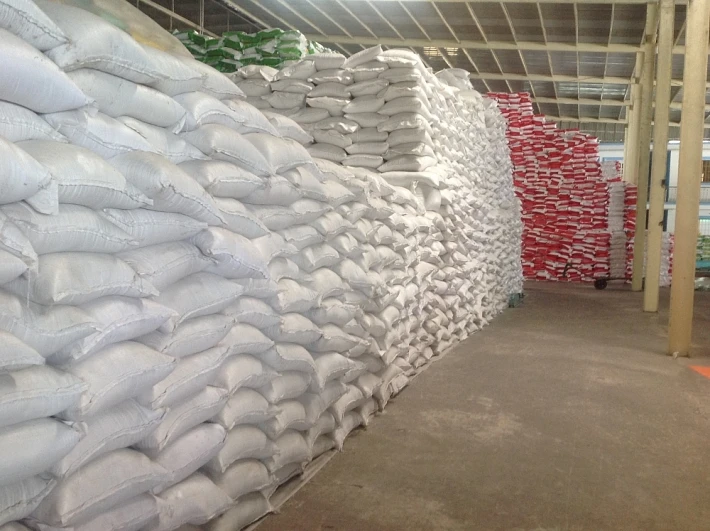 VIET NAM 100% BROKEN RICE 50KG/25KG/BAG OEM