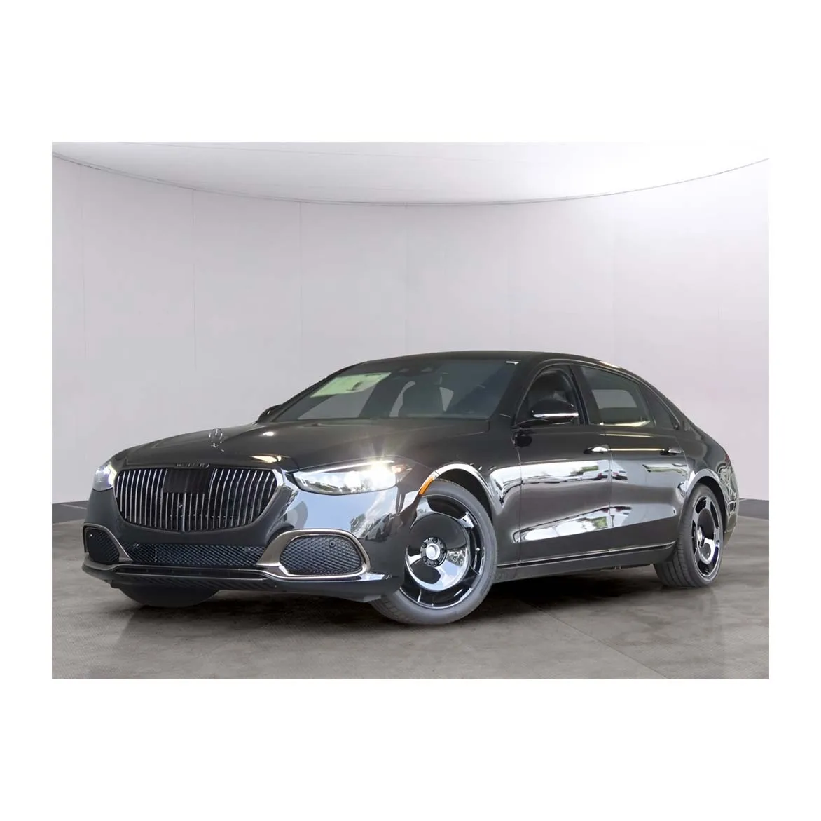 Исключительная управляемость и стабильность в серии Maybach Night S580 4MATIC для изысканного вождения