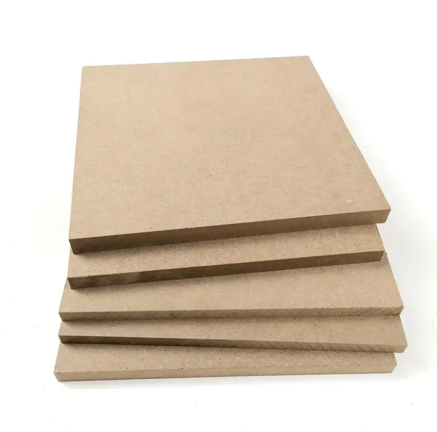 Hot Sale 18mm thick raw mdf board melamine mdf panel manufacturer with cheap price