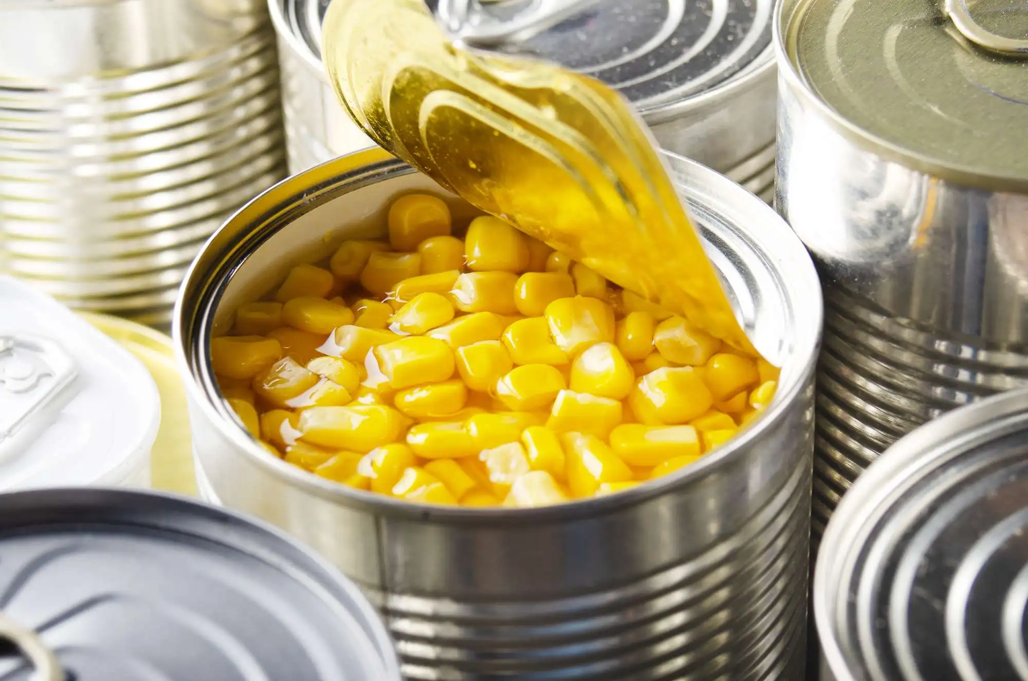 Лидер продаж, вкусный вьетнамский производитель, поставка, консервированные сладкие кукурузы (цельные ядра) 3 кг