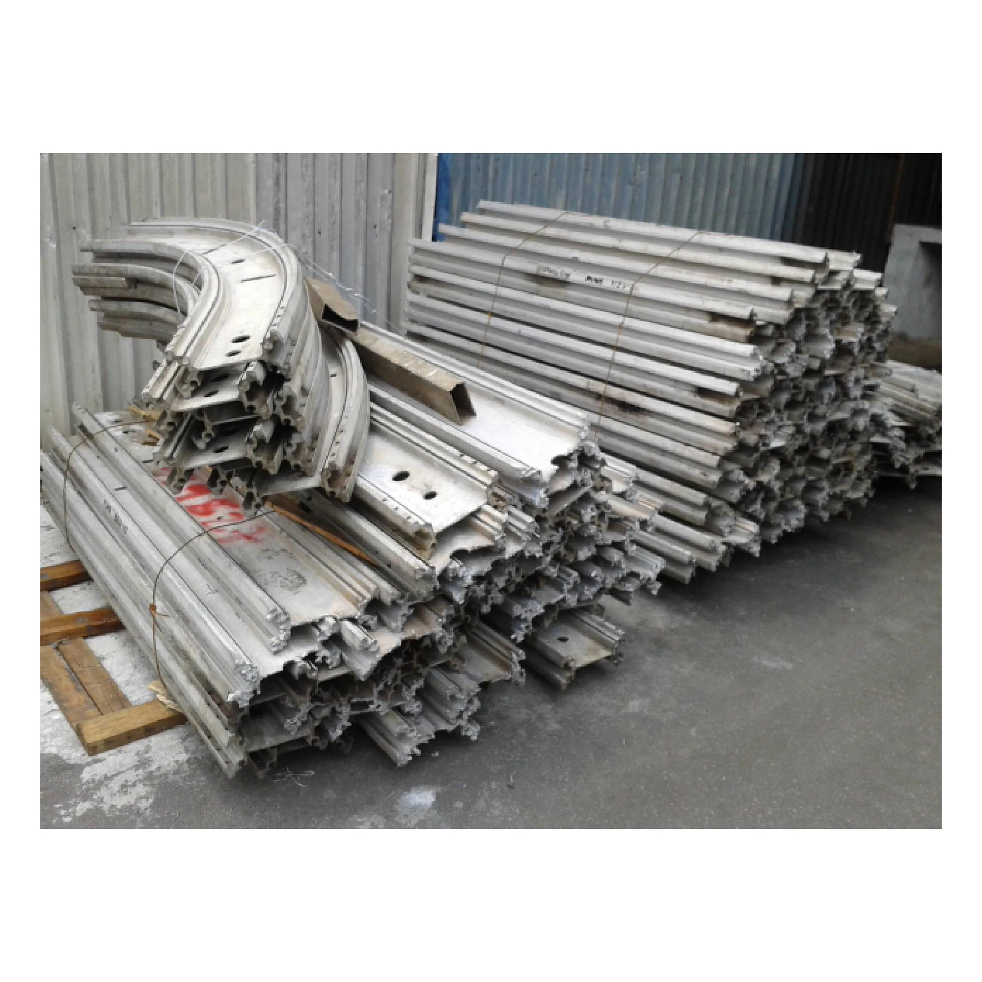 Best Export Wholesale Cheapest Price Aluminium Hard Angle Recycled Aluminum Scrap Hot Rolled Equilateral Angle Aluminum Scrap