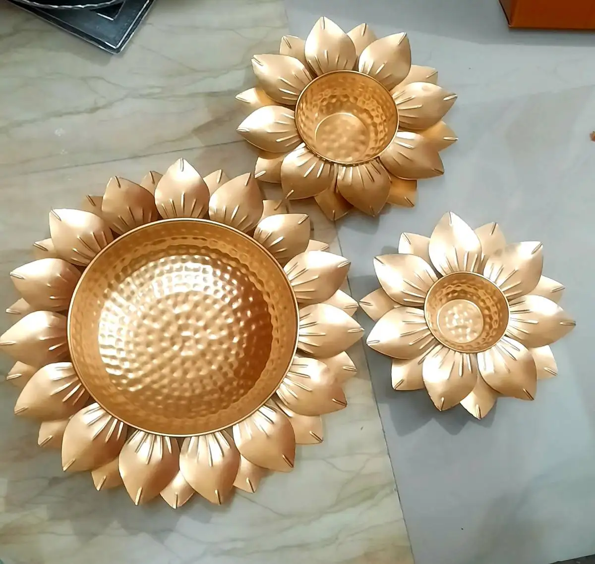 Wholesale Hammered Brass Urli Top Quality Customized Shape And Size  Urli At Competitive Price For Home Decoration