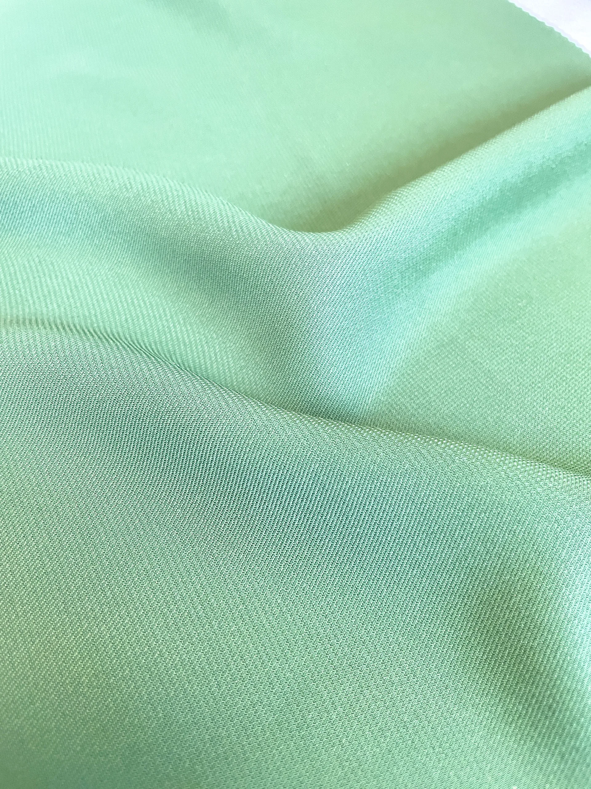 Polyester Plain Dyed Fabric Wholesale Price High Quality Low MOQ From Vietnam Fabric Textile Raw Material High Quality M776D