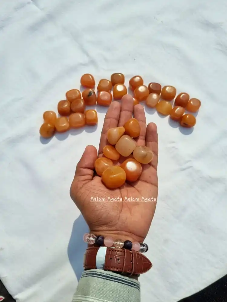 Hot Sale High Quality Natural  Pink  Aventurine Tumbled Stones Healing Tumbled Stone For Meditation And Decoration