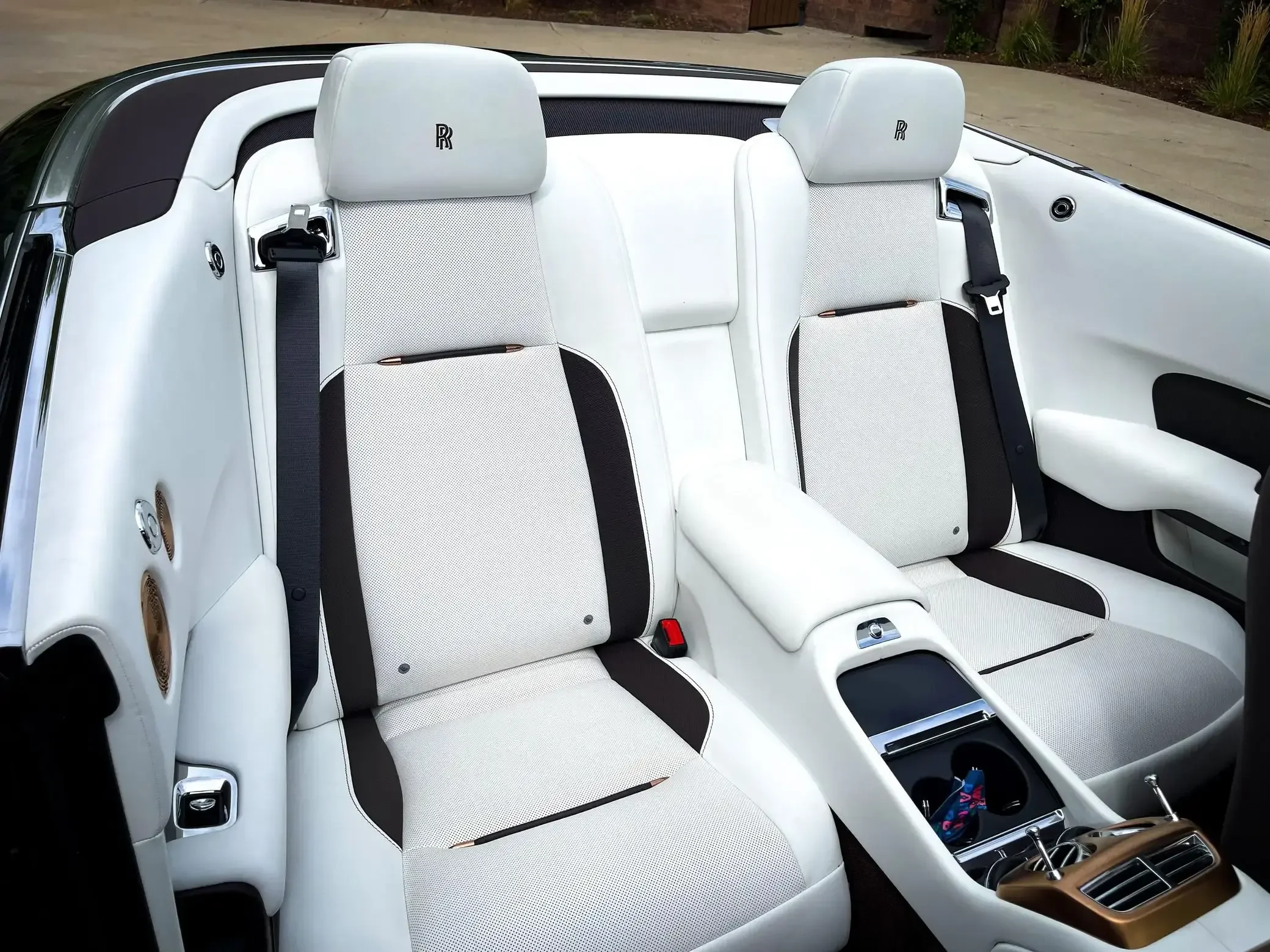 Самый дешевый Подержанный 2021 Rolls-Royce Dawn Black Car