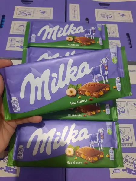 Низкая цена Лидер продаж шоколад Milka/молочный 100 г и 300 со вкусом
