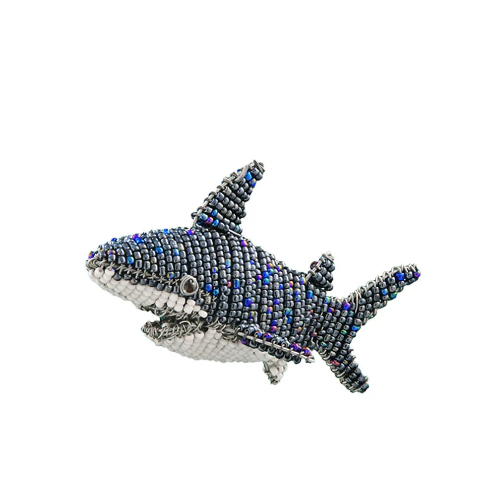 Брошь из драгоценной проволоки