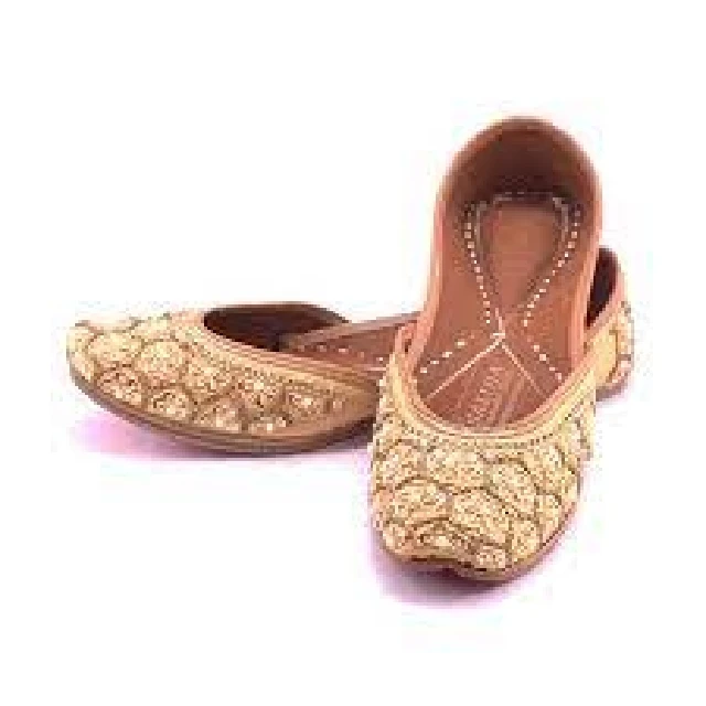 Женские панджаби, свадебные ютти, дизайнерские колофури, традиционные женские ютти Mojari