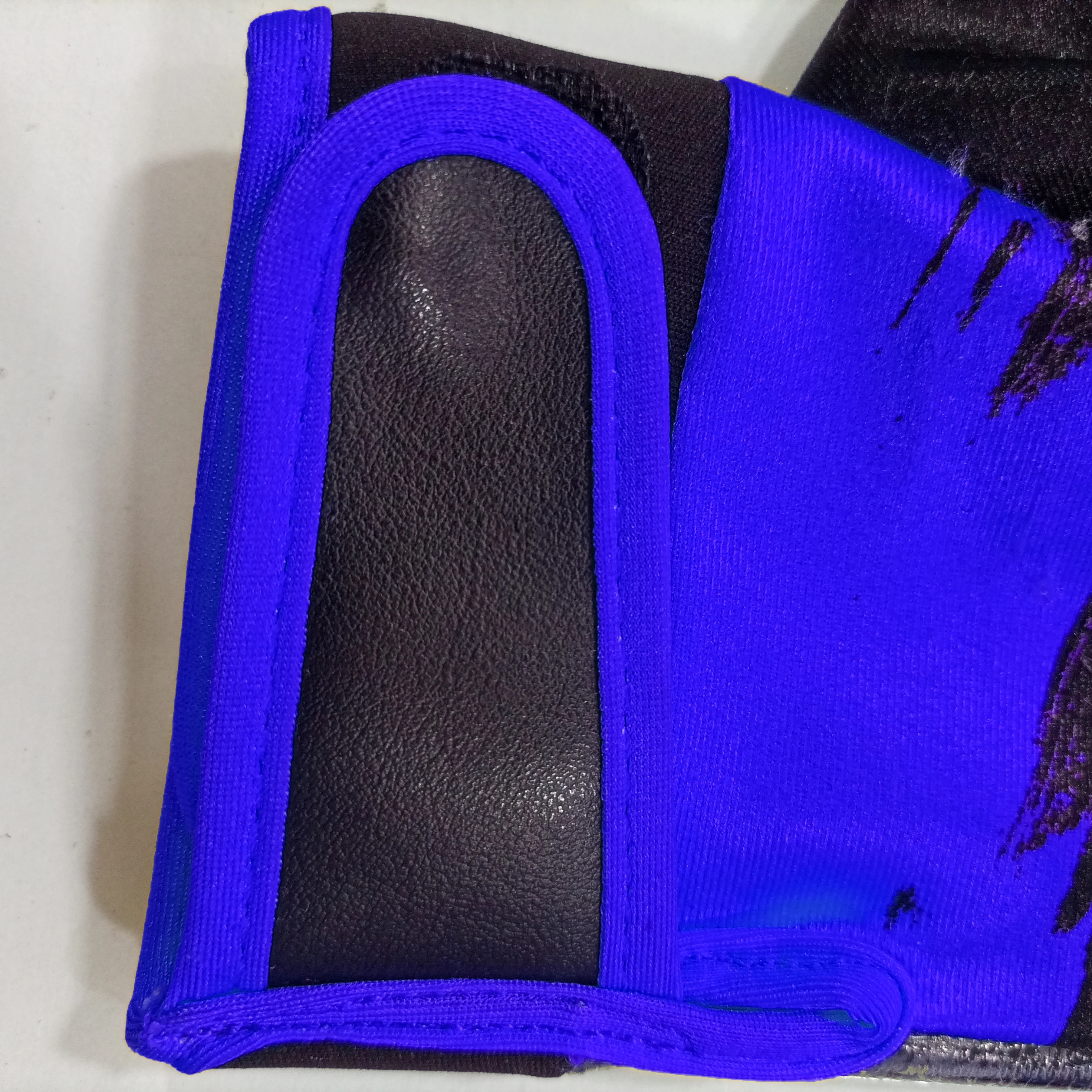 100% Top High Quality American Football Gloves Design Your Own Logo Custom Printed American Football Breathable Fabric Gloves