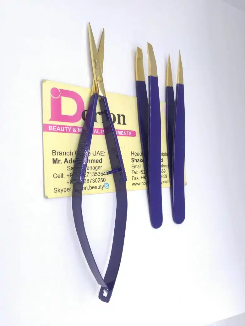 Gold Plated Tips With Blue Color Coated Eyebrow Tweezers Custom Logo Offer Professional Beauty Brow Tweezers With Spring Scissor