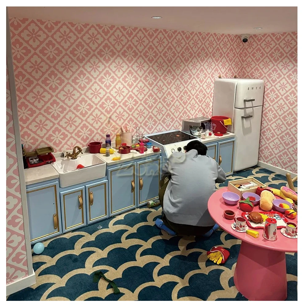 Customized Pretend Role Play Toy Set Creative Kitchen Cooking Accessories for Children Kids Indoor Play Area