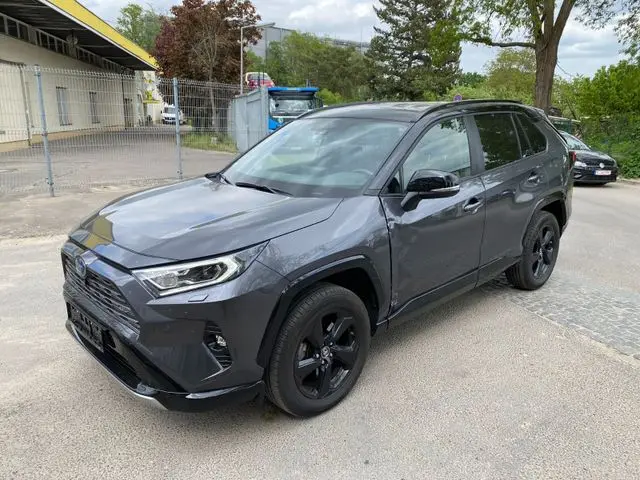 USED 2019 Rav 4