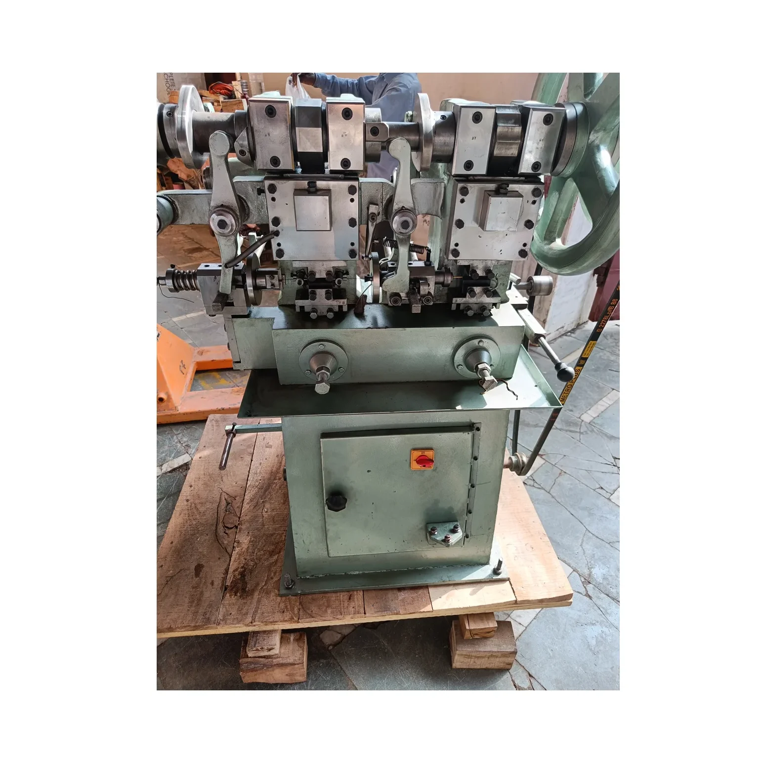 OEM изготовленный по индивидуальному заказу машина для производства полых шариков использования в золотом и серебряном металле продажи экспортерами