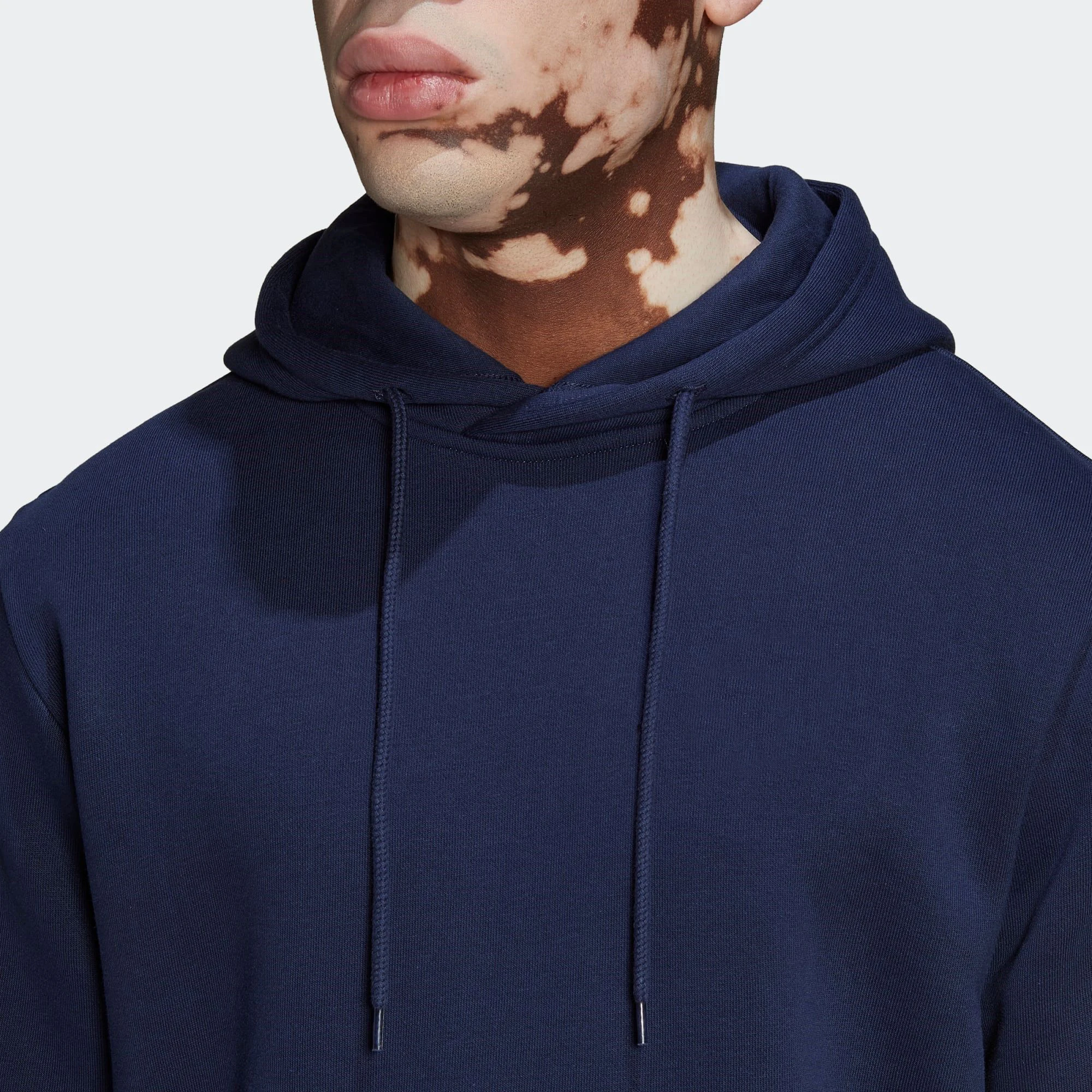 Regular Fit Heavyweight 70% Cotton 30% Recycled Polyester Fleece Essentials Trefoil Night Indigo Men Pullover Hoodie