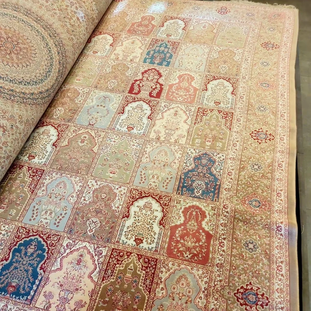 Hot Selling Persian Silk Rug Set for Home Decor for Area Rugs