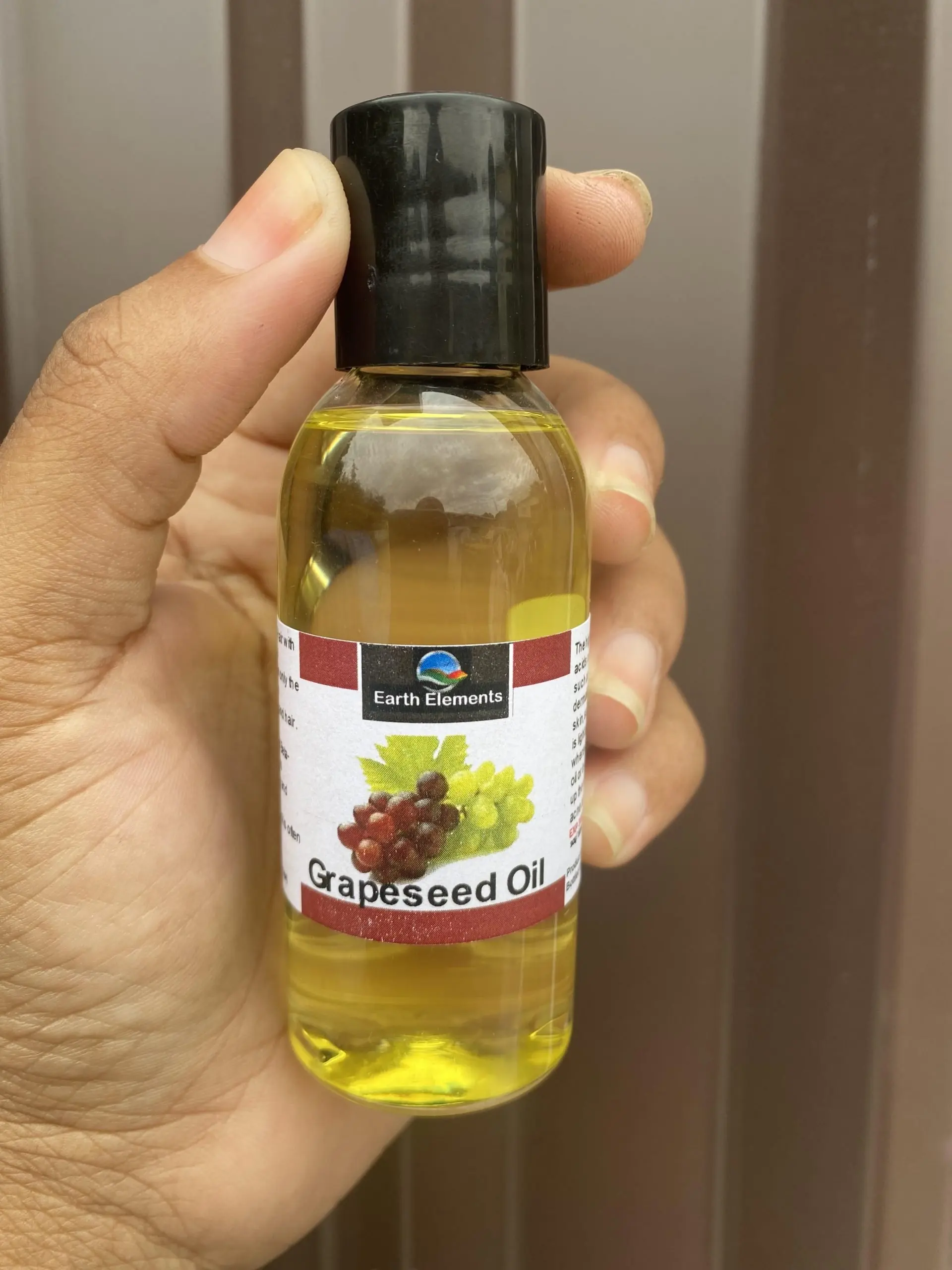Pure Essential Grapeseed Oil 50ml Bottle with Tea Tea Tree Leaves Melaleuca Ingredients ODM Supply