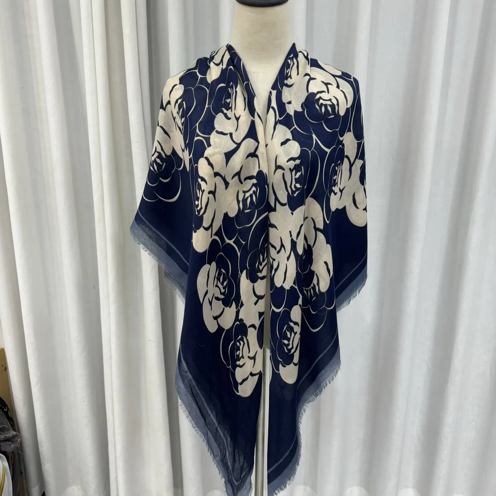 Wholesale Black Women Fancy Viscose Square Cotton Scarf With Fringe Patterns Spring Summer Scarf With Light Tassel Grey