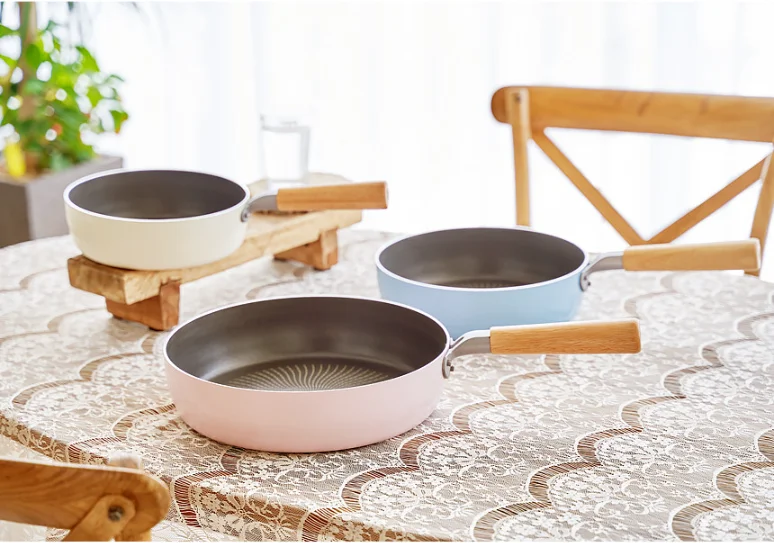 [JINIPAN]KOTRA cookware IH Fry Pan 28 Tri Ply Bonded Fry Pan with Lid Conical Shape Stainless Steel Space Cover