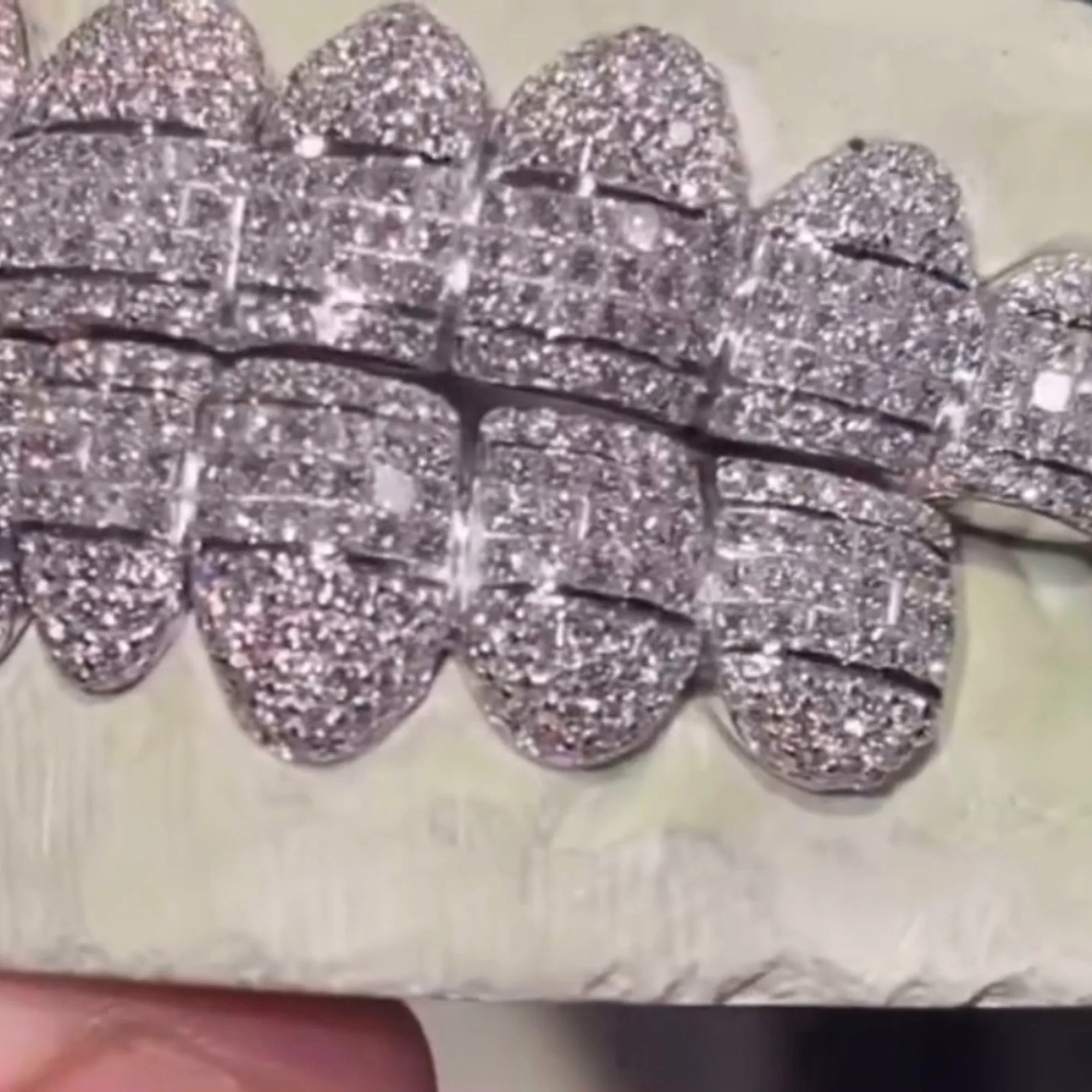 Хип-хоп на заказ 925 серебряные зубы гриллы со льдом Муассанит бриллиантовые украшения по лучшей цене