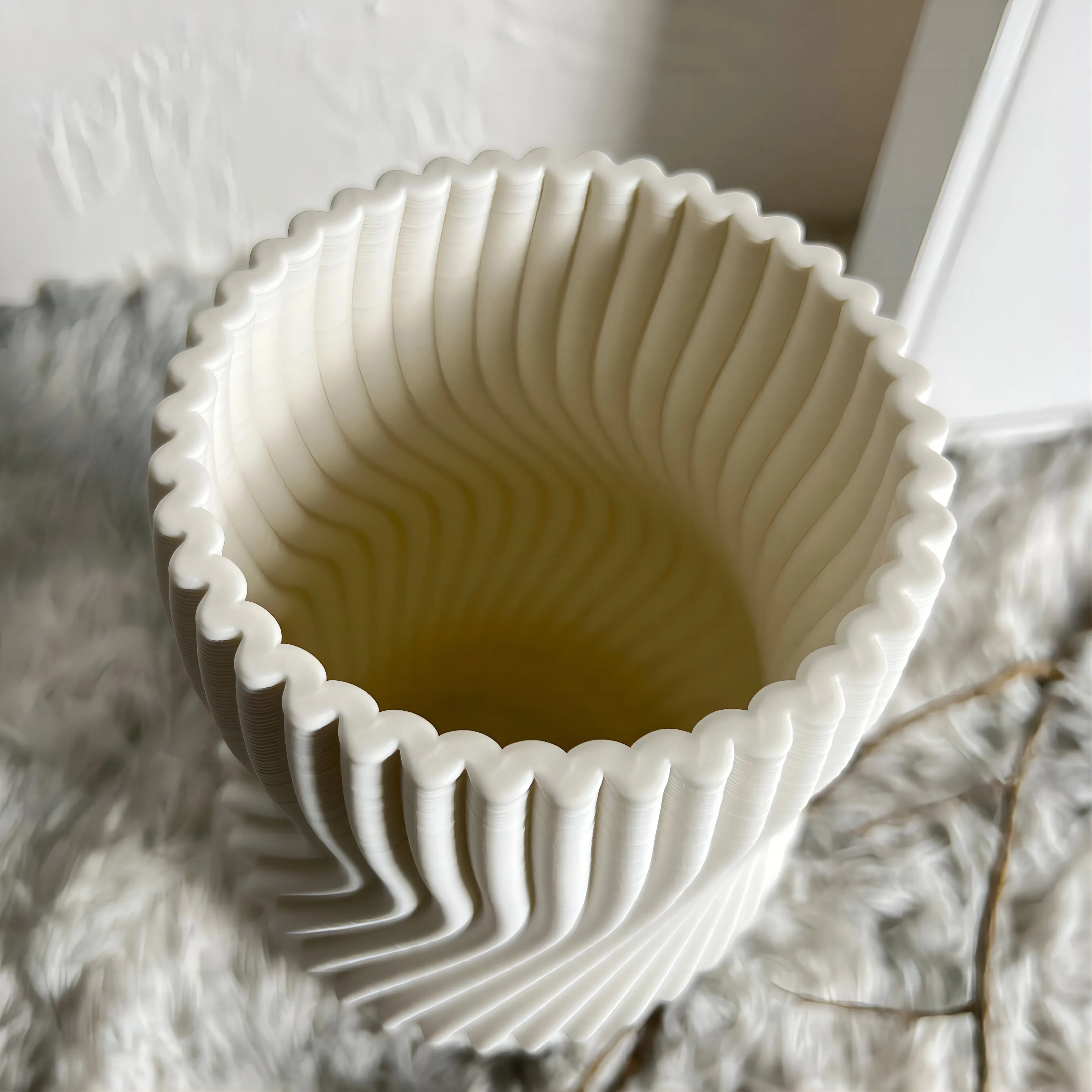 YKL3D Ceramic Printing Vase Rotating Line Modern Living Room Soft Decoration Dried Flower Table Decoration