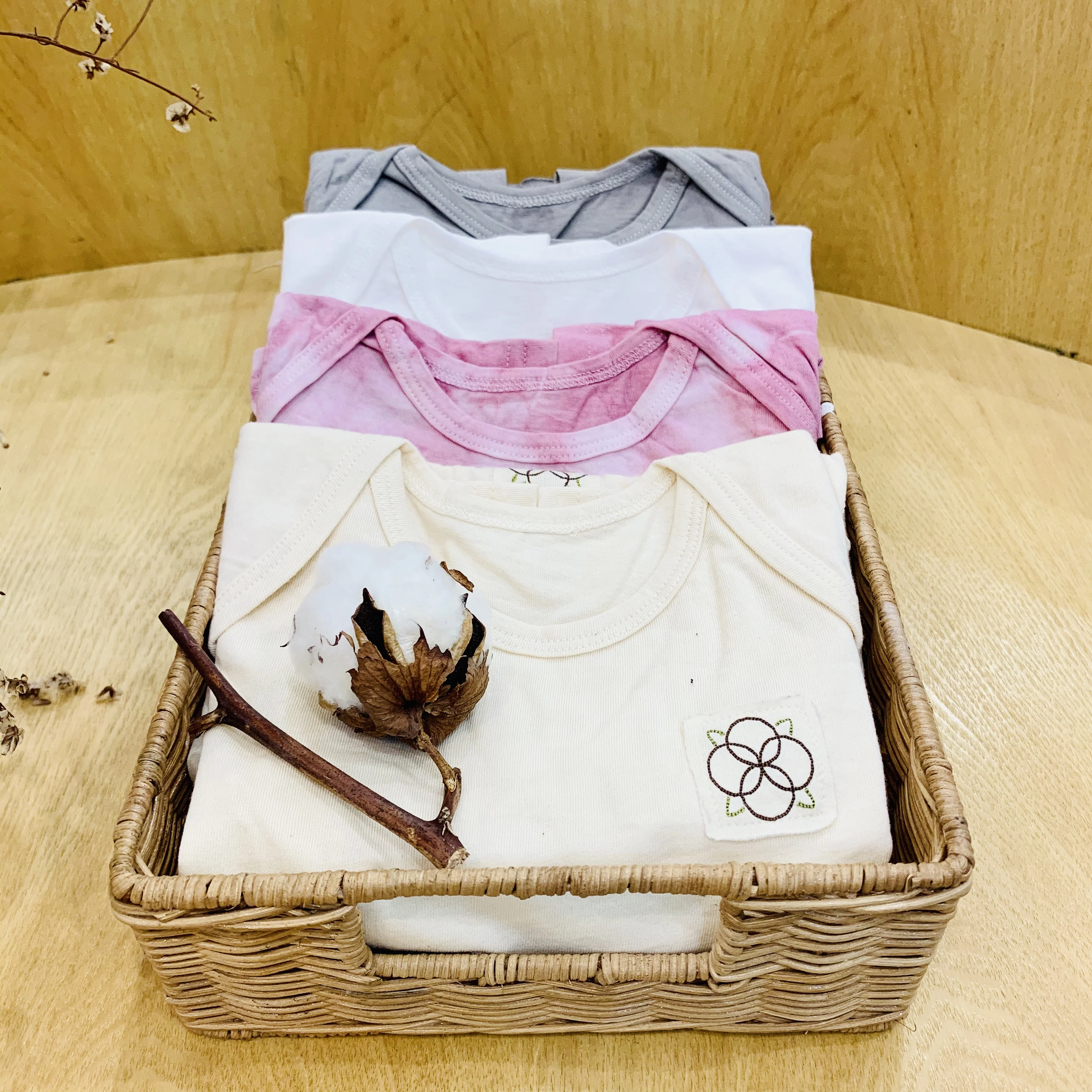 Top Favorite 100% Organic Cotton Short Sleeves Pyjamas Set Natural Green Tea Dye for Children Sleepwear