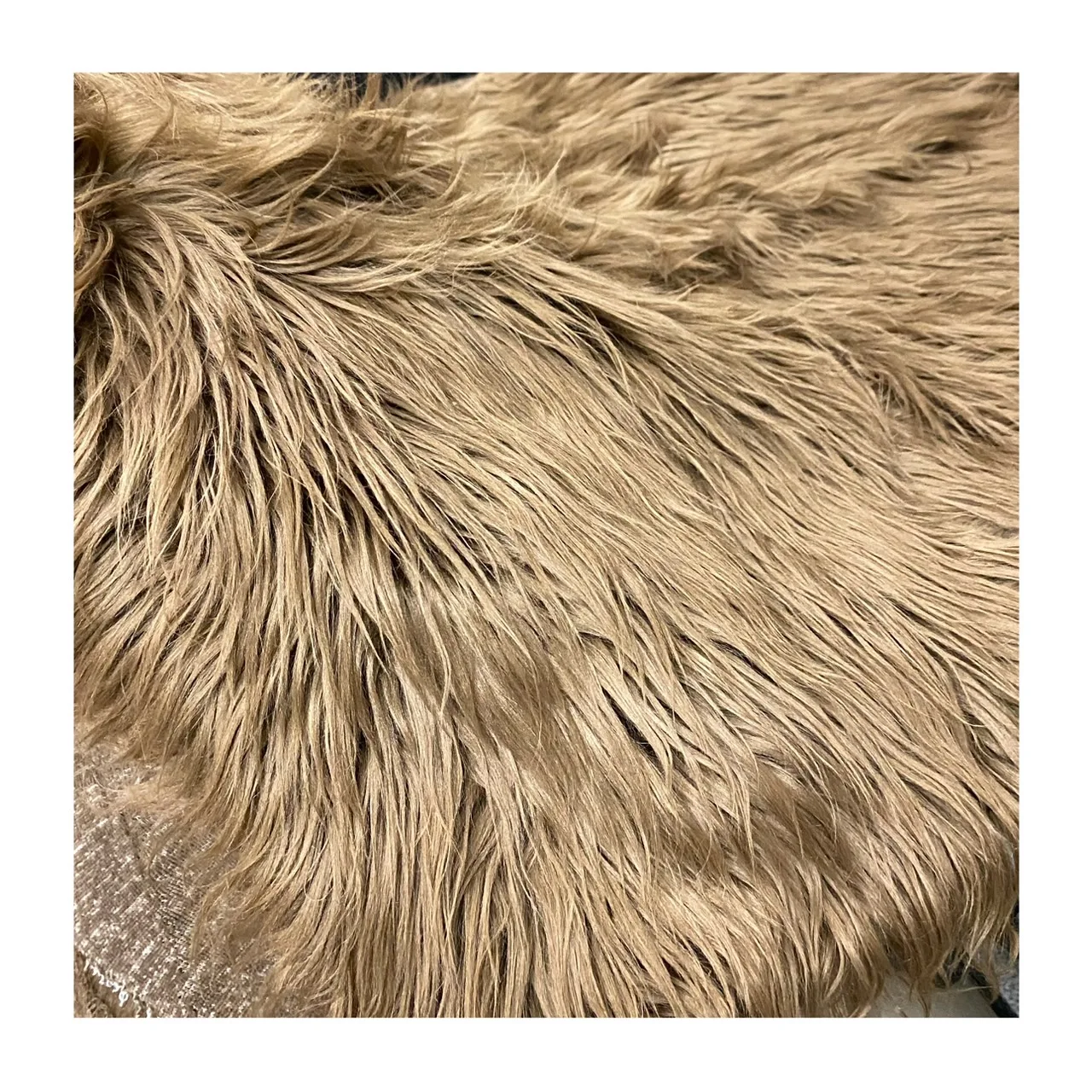 Artificial Faux Fur Fabric Luxury Quality Knitted Fairy Long Hair used to make winter clothing fashionable jackets Accessory