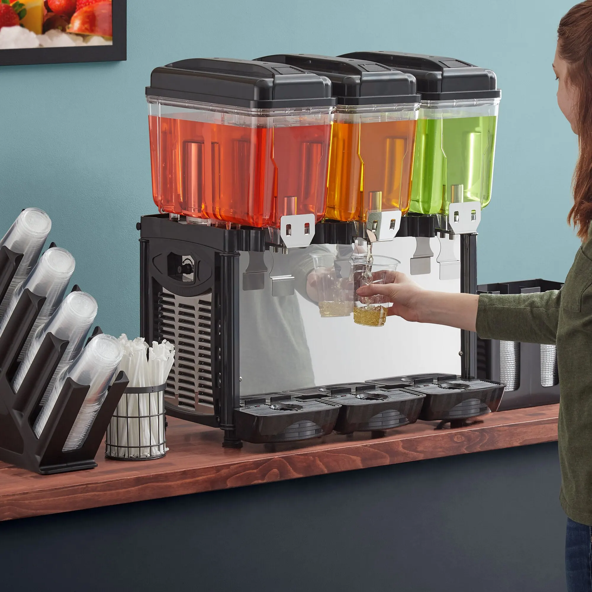 Hot Sale Commercial Stainless Steel Automatic Fruit Juice Bevera Dispenser Restaurant Use Cooling Juice Extractor Machine Sale