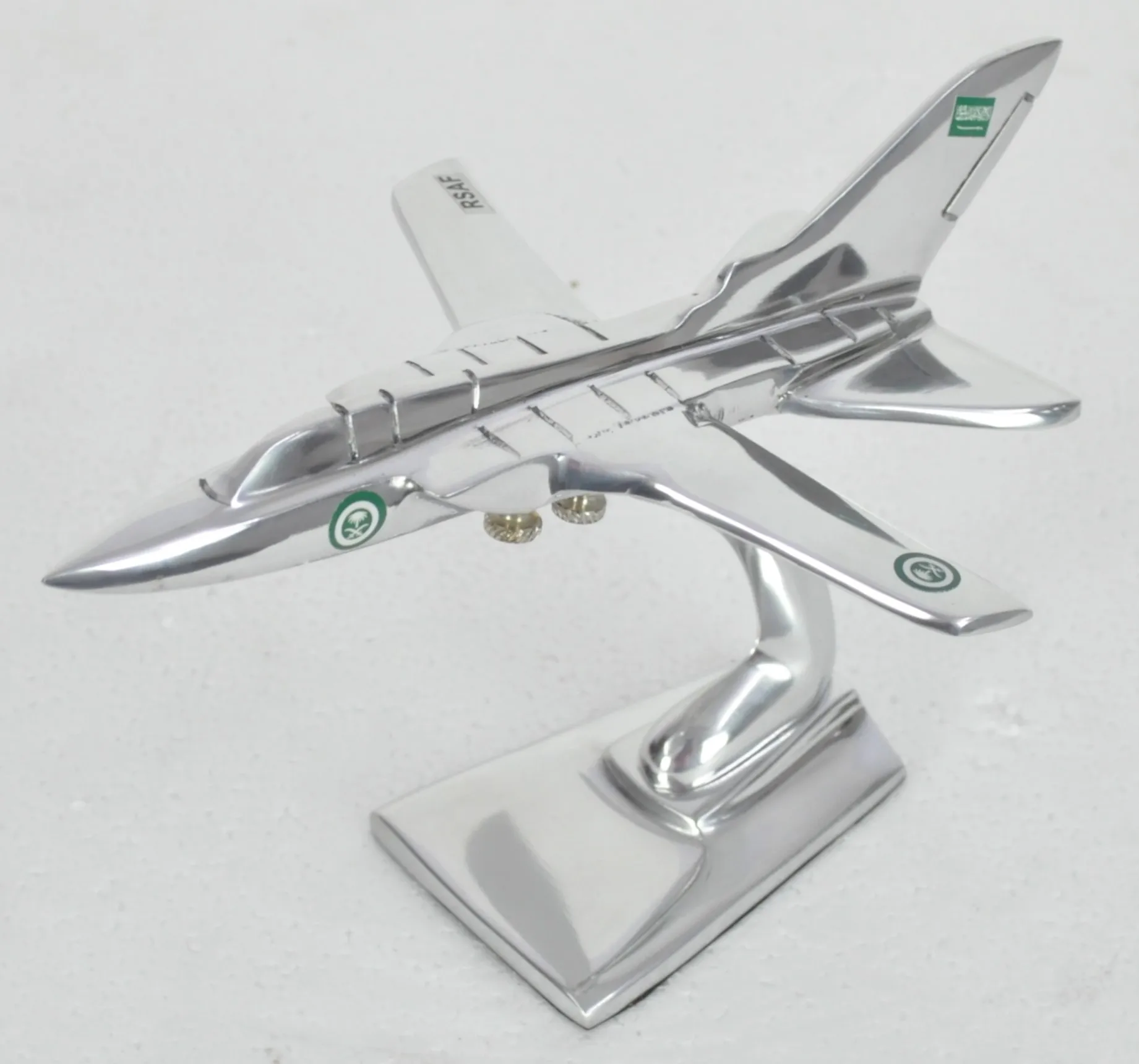 Best Selling Airplane Models Tornado Royal Saudi Airforce Fighter Aircraft Model Powder Coated 8' Inch Green Metal Aluminium