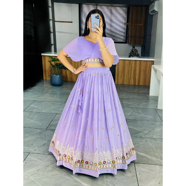 Модный толстый жоржет вышитый кроп-топ стиль Lehenga материал лучшего качества винтажные современные хрустальные украшения с кисточками