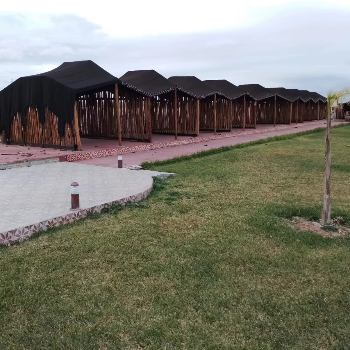 Moroccan Tent for Camping Prayer Durable Camel Hair Goat Hair Material Prevents Rain Water Seepage Accommodates 1-100 People