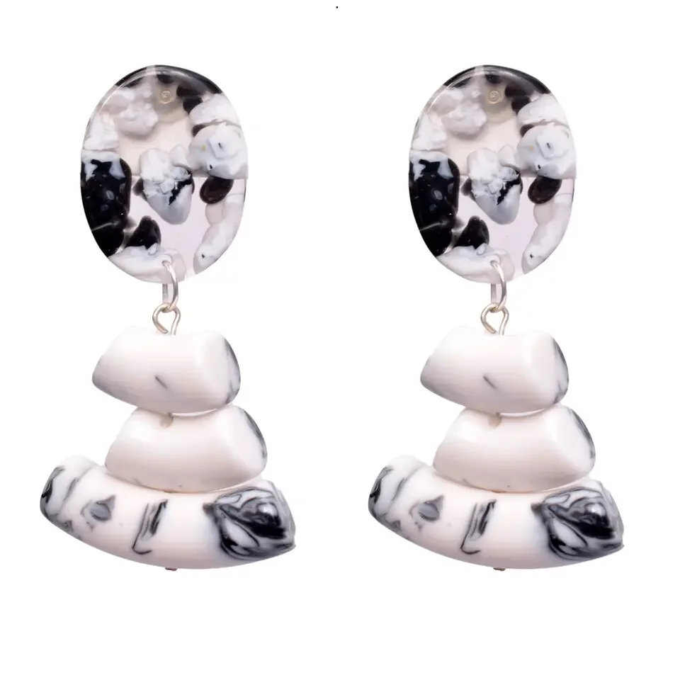 Customized Women Fashion Jewelry Earrings 2023 Antique Design Hand Made Jewelry Resin Earrings High Quality Customized Packing