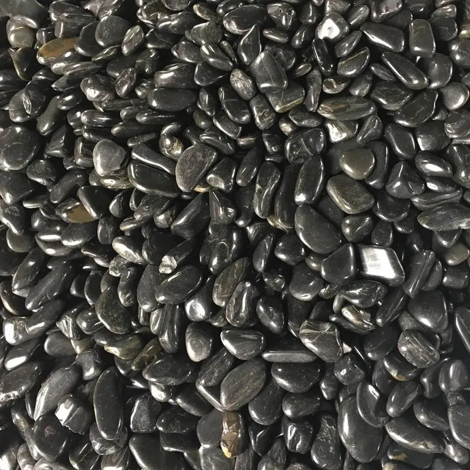 Polished river rocks black pebble stone for landscaping, river pebbles