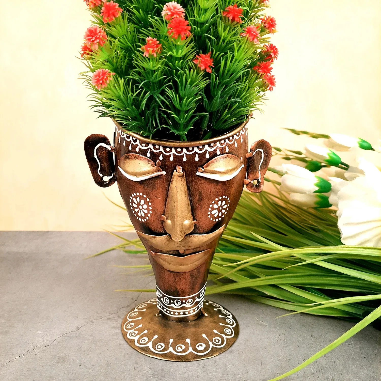 Compassion Collection Latest Design Metal Brass Face Mask Embossed Flower Vase Gold & Copper For Dinning & Office Table Decor