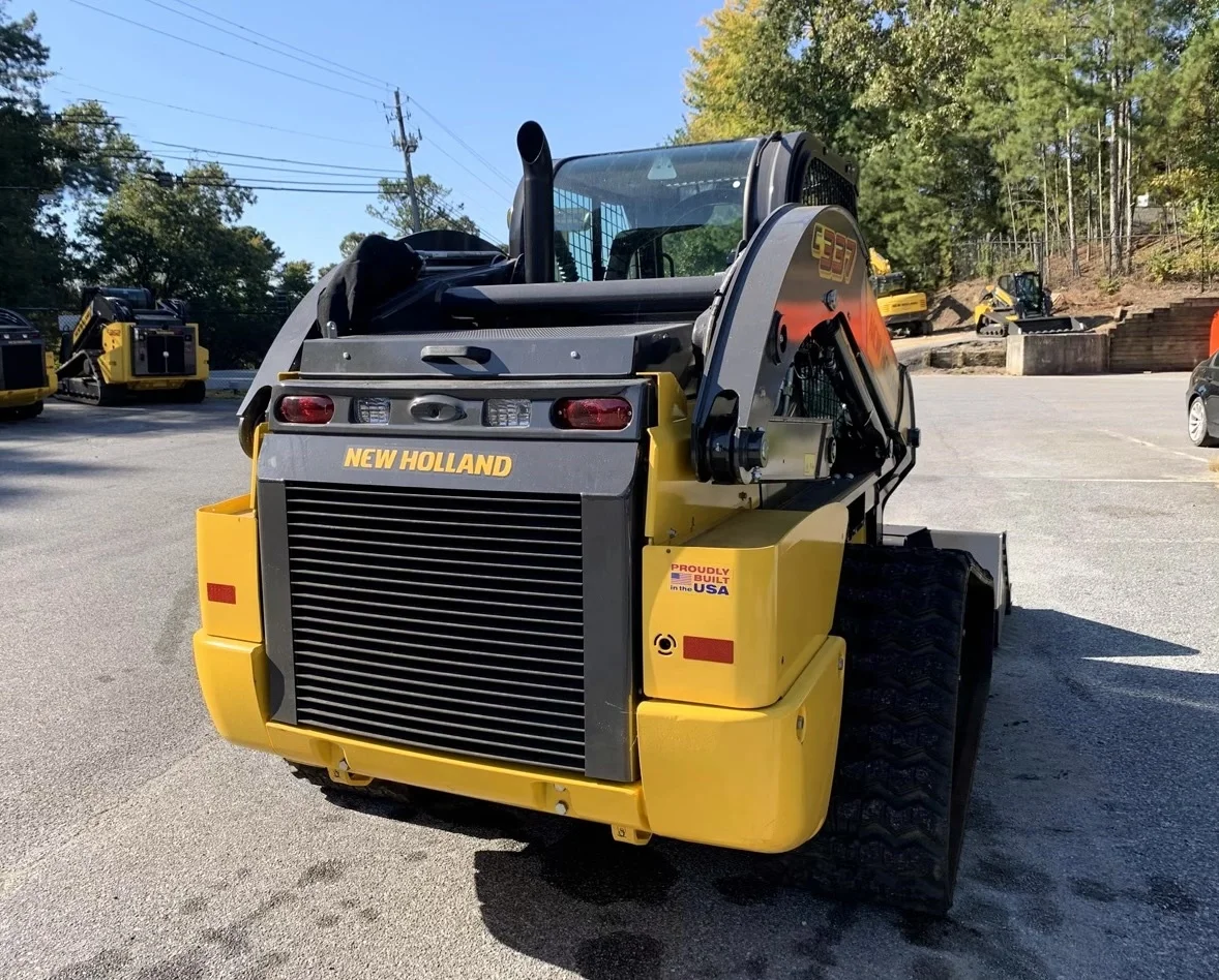 Best Deal 239 Hours Used NH C337 Track Skid Steer Cab AC and Heater 2 Speed Quick Coupler Back Up Camera, Radio Ready to Ship