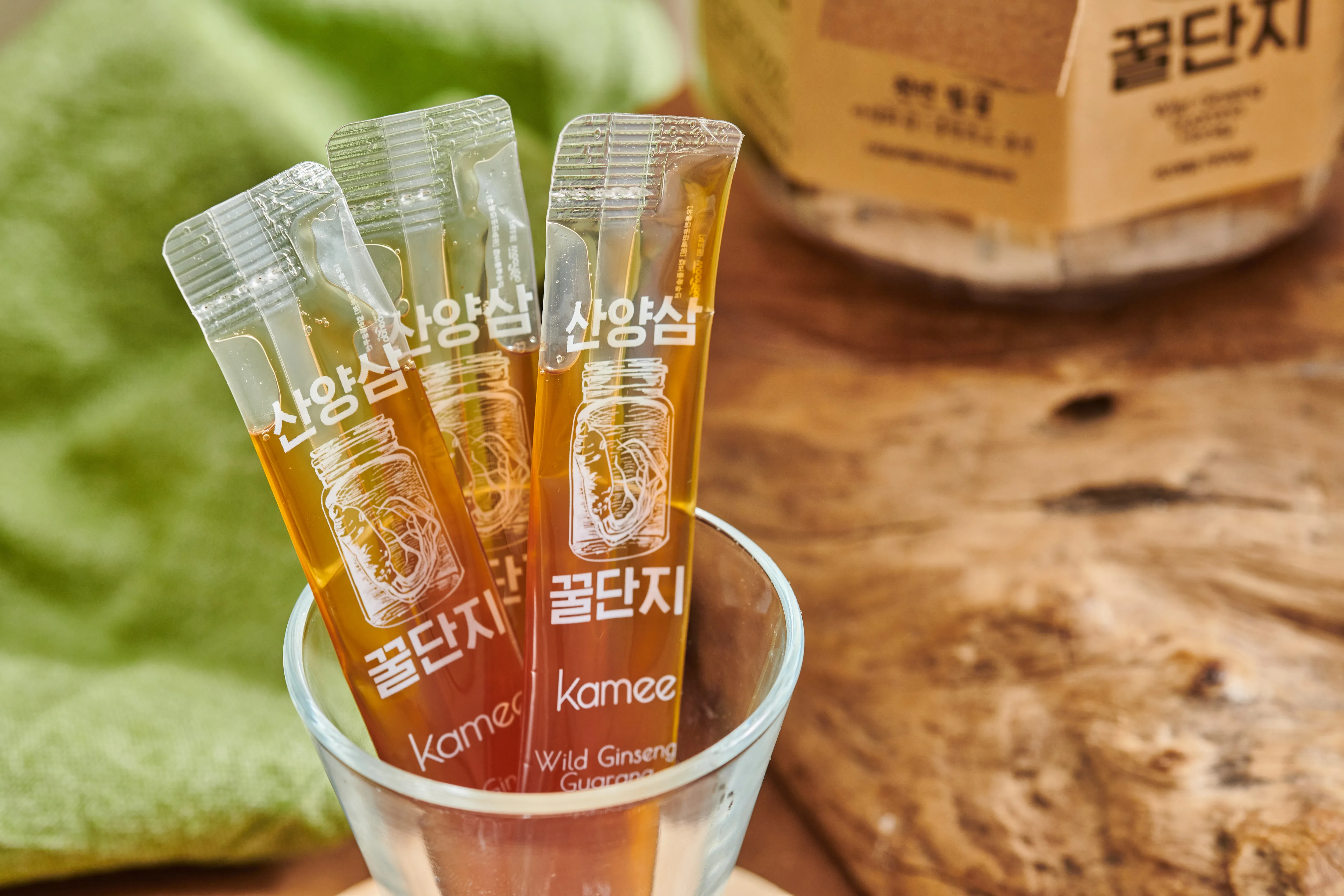 Korean Health Food Organic Freeze Drying Wood Cultivated Wild Ginseng Extracts Guarana Persimmon Honey 10gx90
