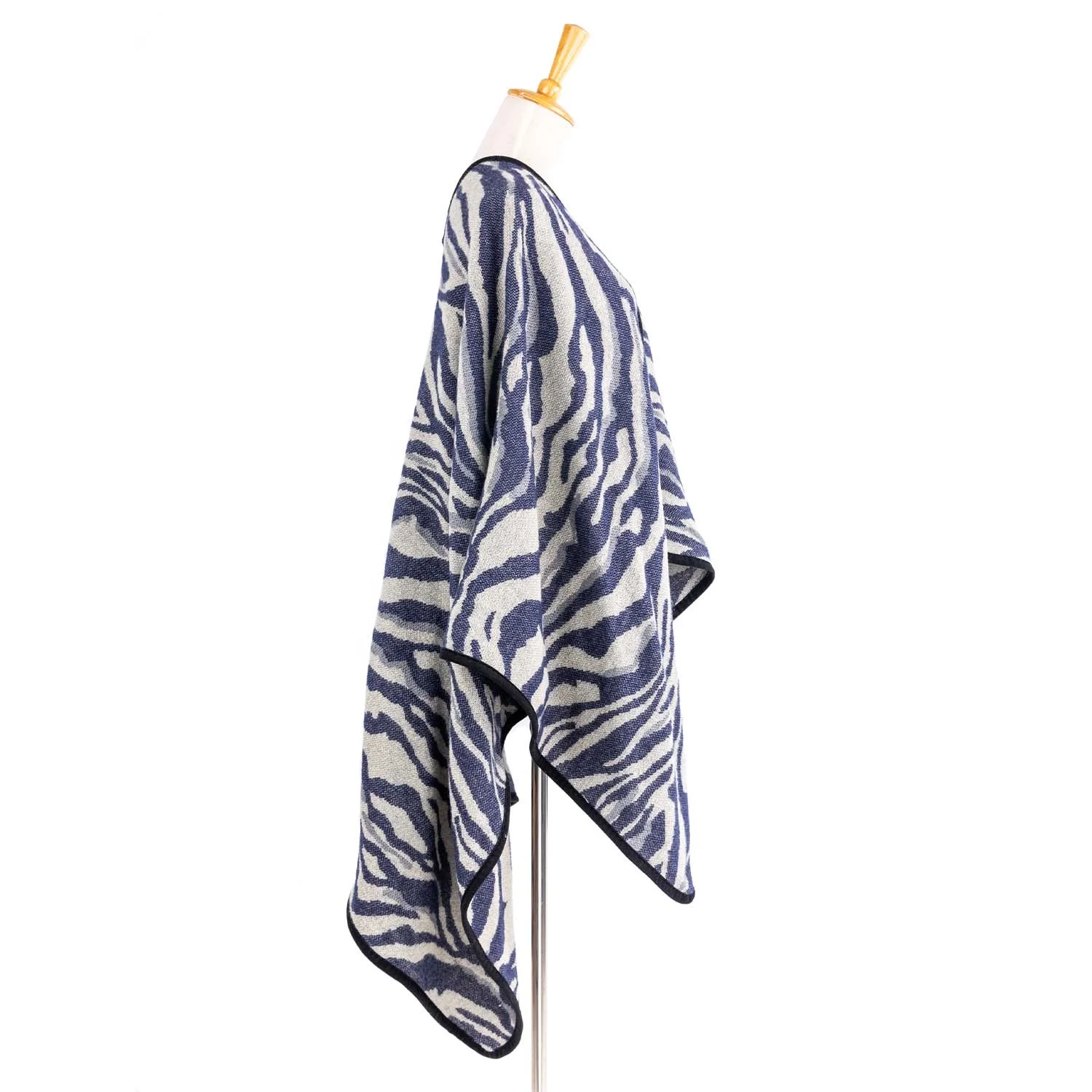 Spring Autumn Woman Warmth Apparel Oversize Jacquard Zebra Lined hemming Pullover Art Casual Sweaters Cape Poncho Pallium