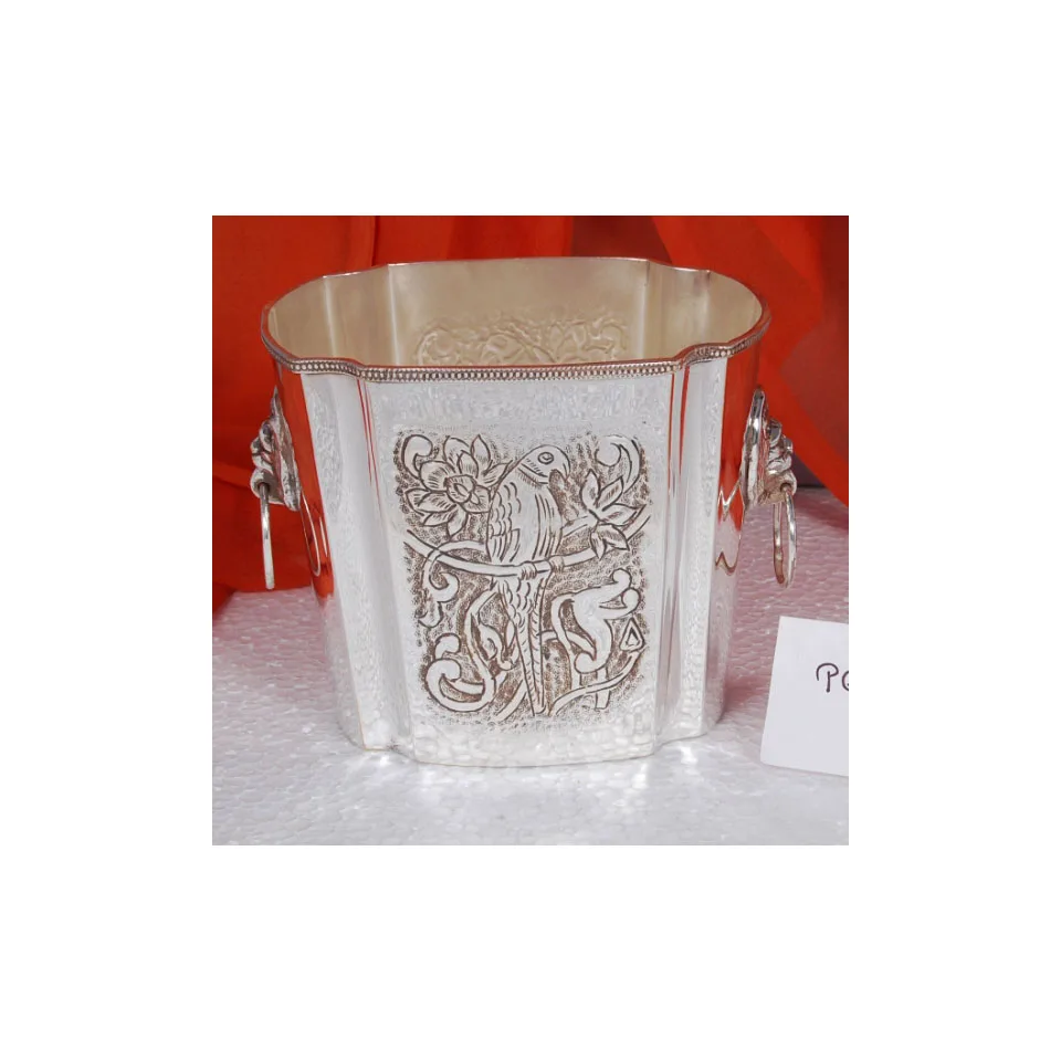 Bar Accessories Wine Cooler Bird And Leaf Design Handcrafted Beverage Tub New Premium Quality Metal Beer Chiller Ice Basket