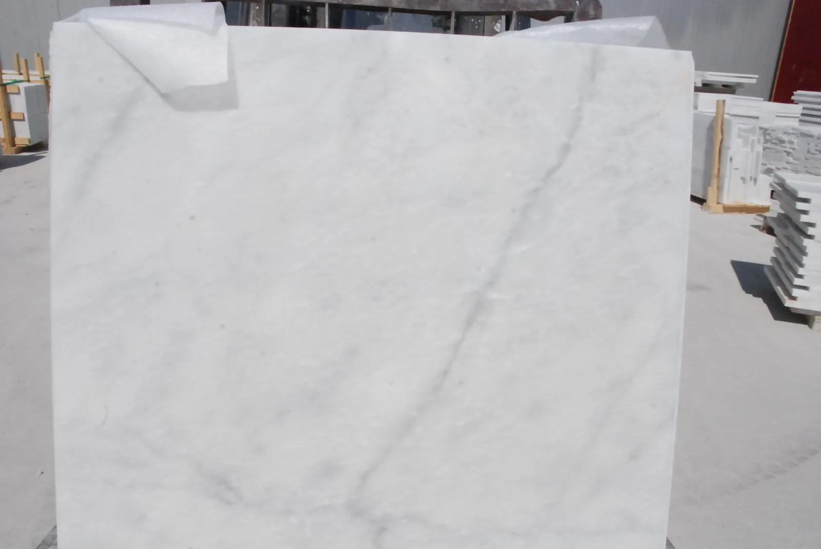 2024 Premium Quality Turkish Carrara Bianco White Marble 2cm Slab Polished Honed Finish for Floor Use Made in Turkey