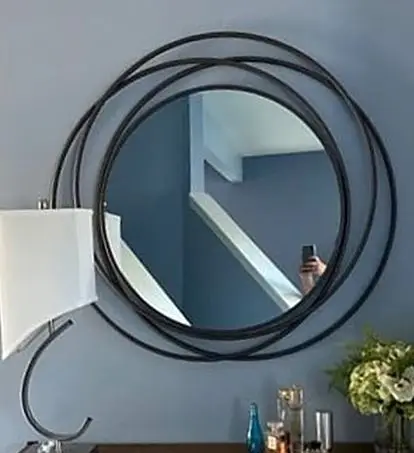 Latest Design Rounded Golden Plated Metal Wall Mirror Unique Style Wall Art Iron Hanging Frame for Living Room Christmas