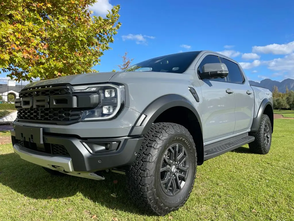 USED 2023 Ford Ranger Raptor 3.0 Eco Boost V6 Twin Turbo  available Right hand drive. Left Hand Drive