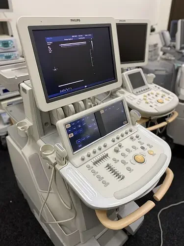 Used Medical Philipps IE33 Ultrasound machine